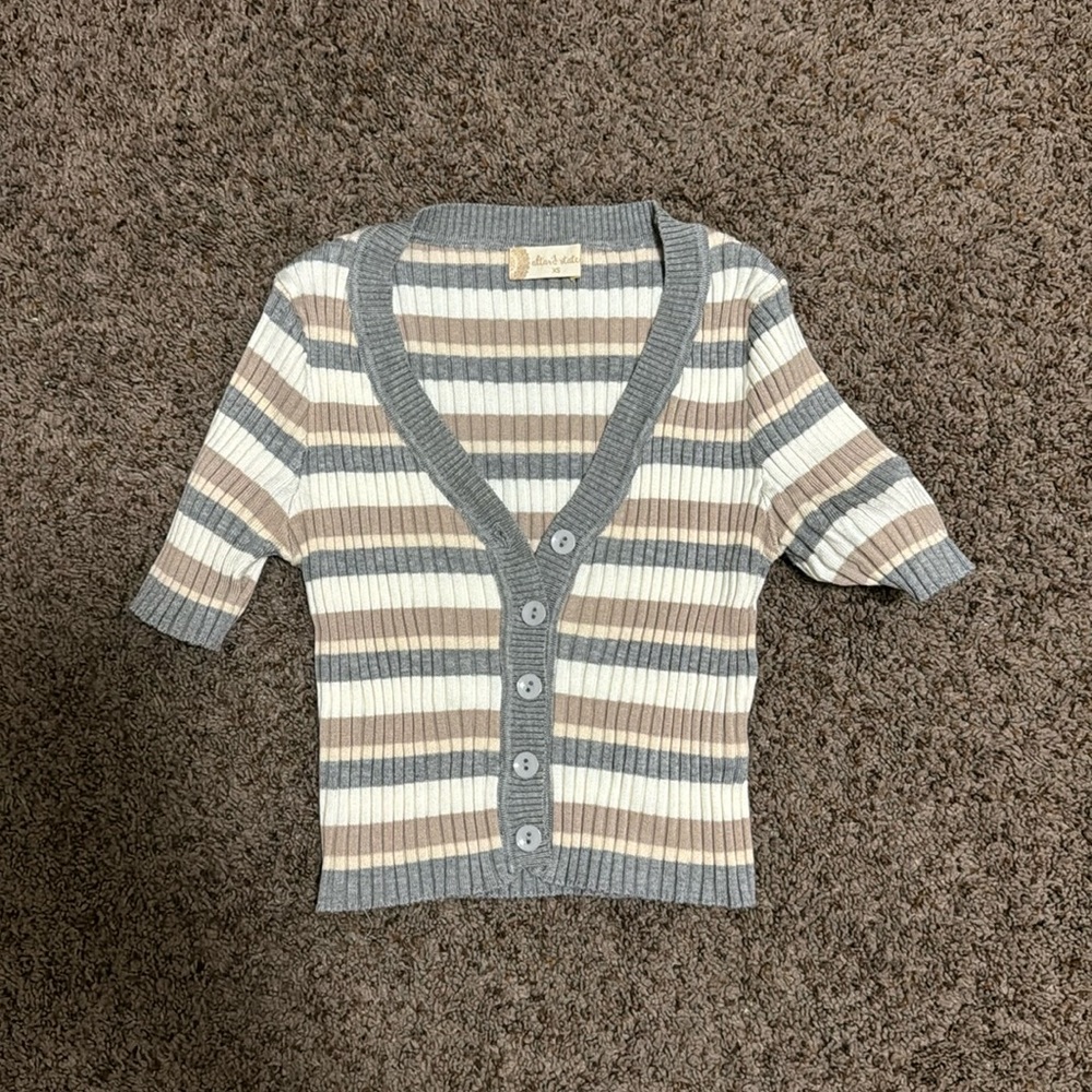 Altar’d State cropped sweater shirt!!